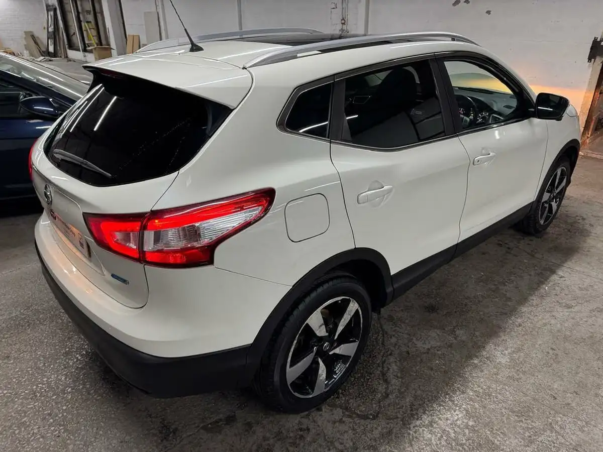 2015-nissan-qashqai-15dci-n-tec-big-48