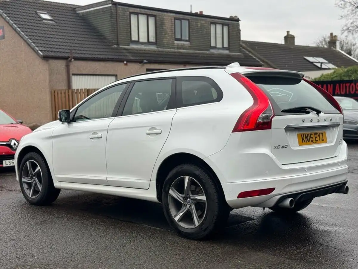 2015-volvo-xc60-24td-d4-r-design-181bhp-nav-geartronic-big-4