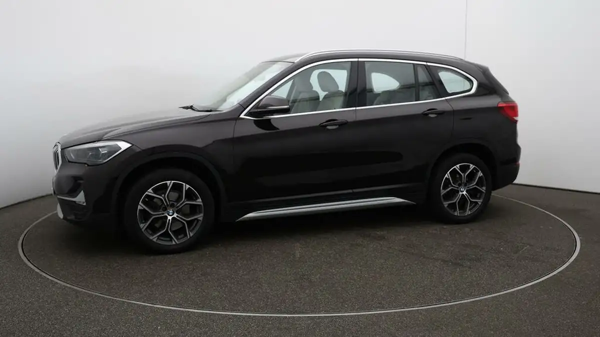 2022-bmw-x1-20td-sdrive18d-xline-sport-auto-big-59