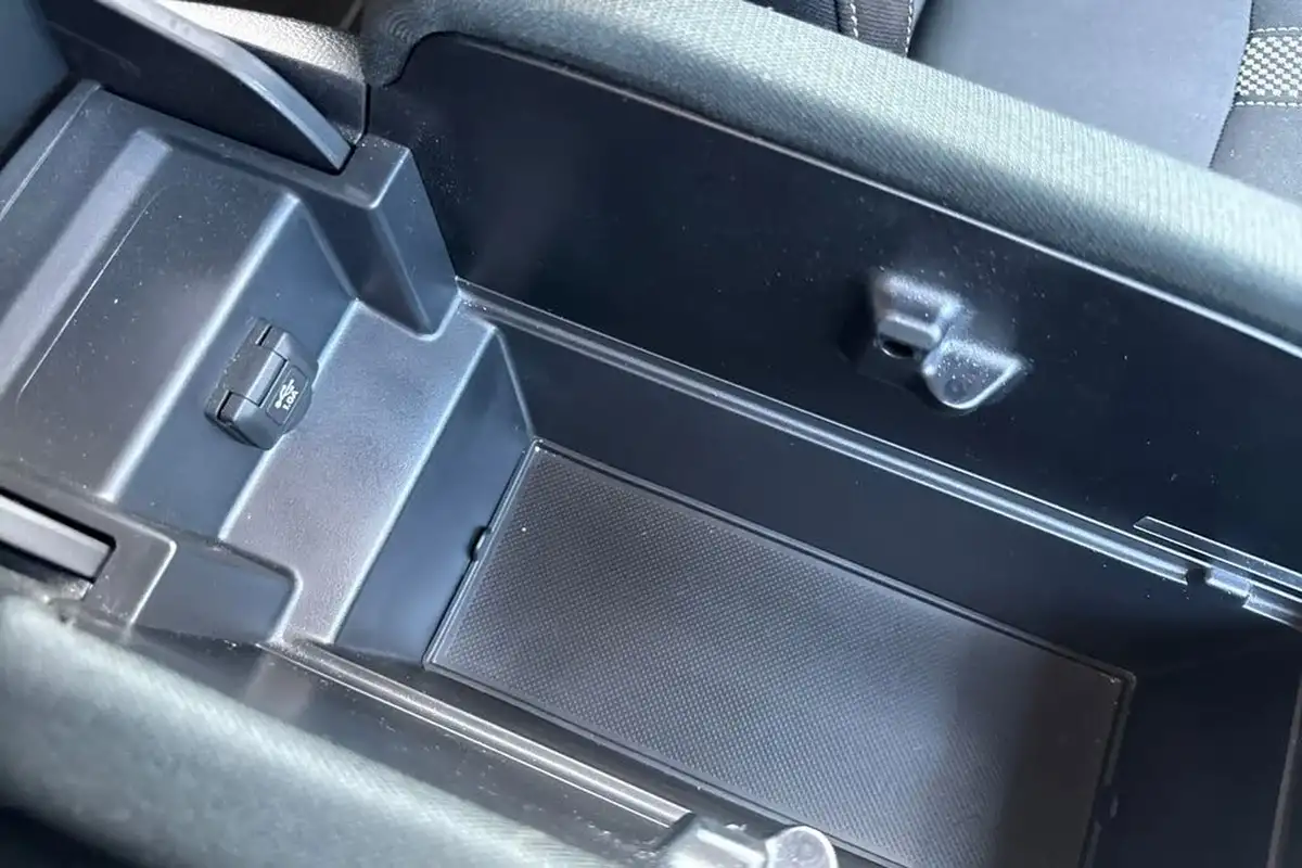 2020-honda-civic-10-vtec-turbo-sr-hatchback-5d-cvt-big-41