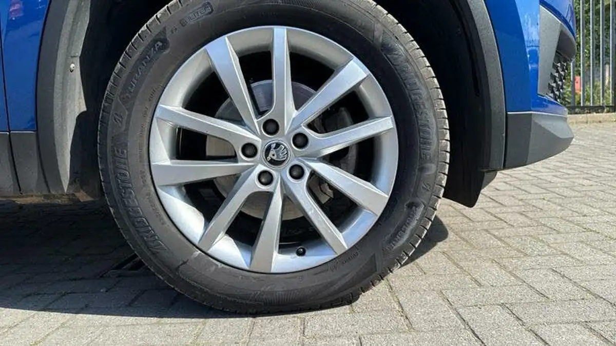 2022-skoda-kodiaq-20tdi-se-4x4-5-dsg-big-4