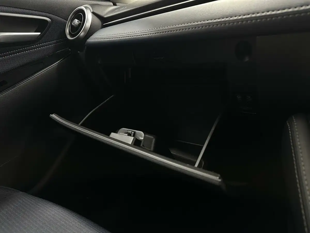 2022-mazda-mazda2-15-e-skyactiv-g-sport-big-23