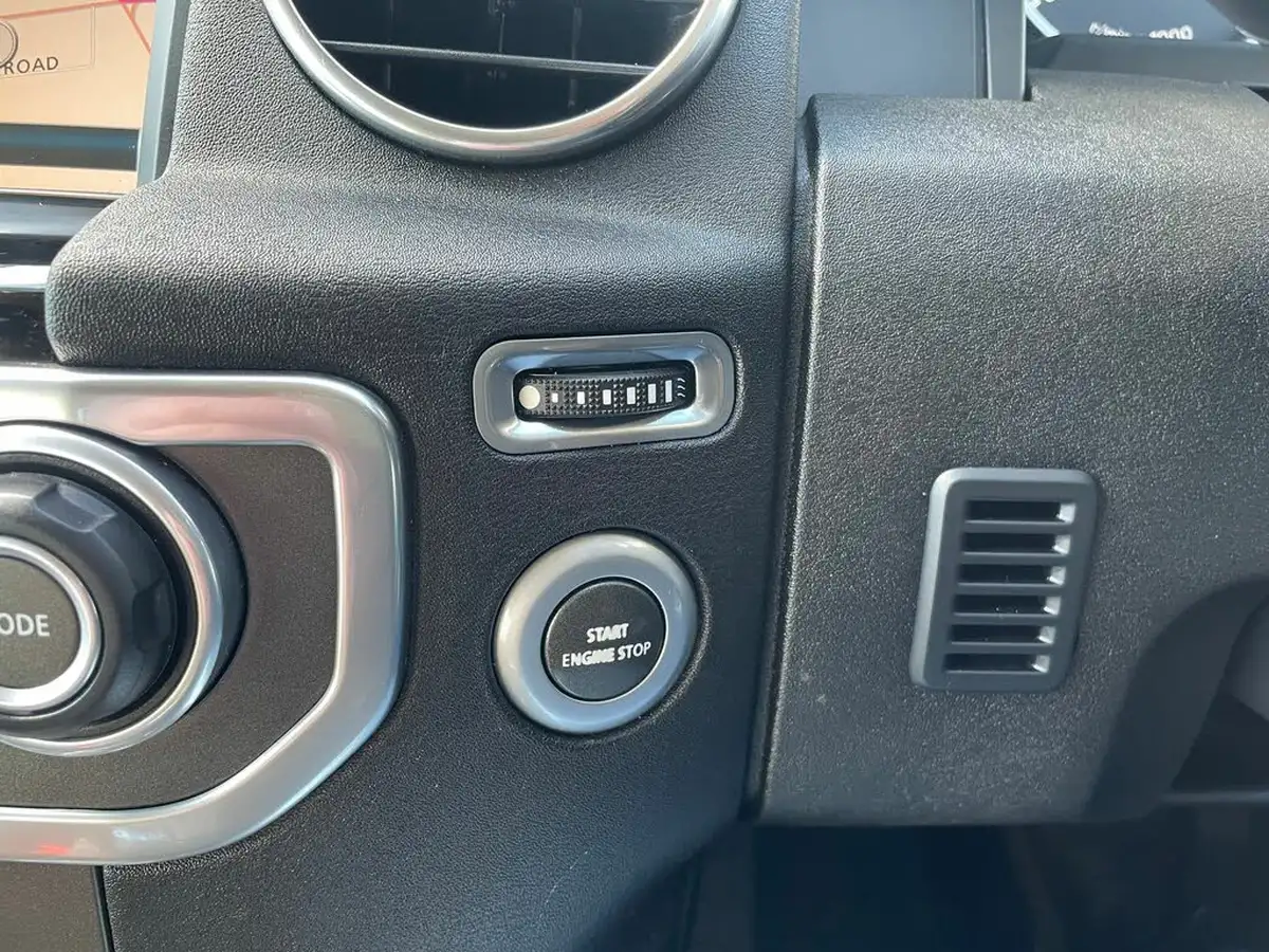 2016-land-rover-discovery-4-30-sd-v6-graphite-big-18