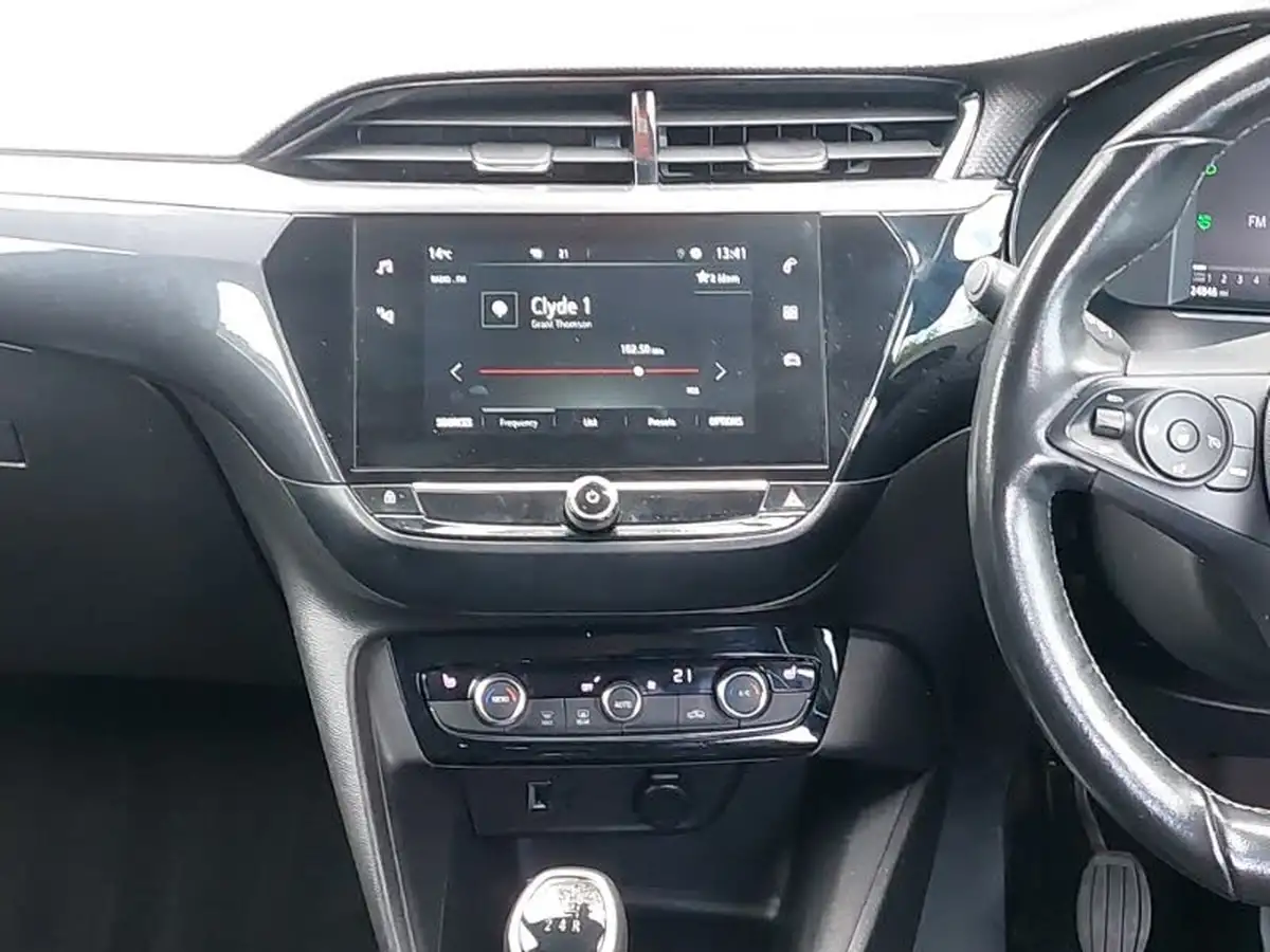 2022-vauxhall-corsa-12i-elite-edition-big-10
