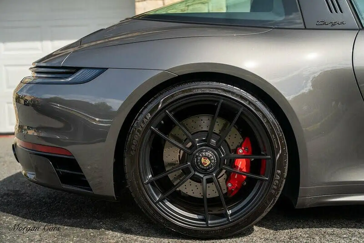 2022-porsche-911-30-targa-4-gts-pdk-big-7