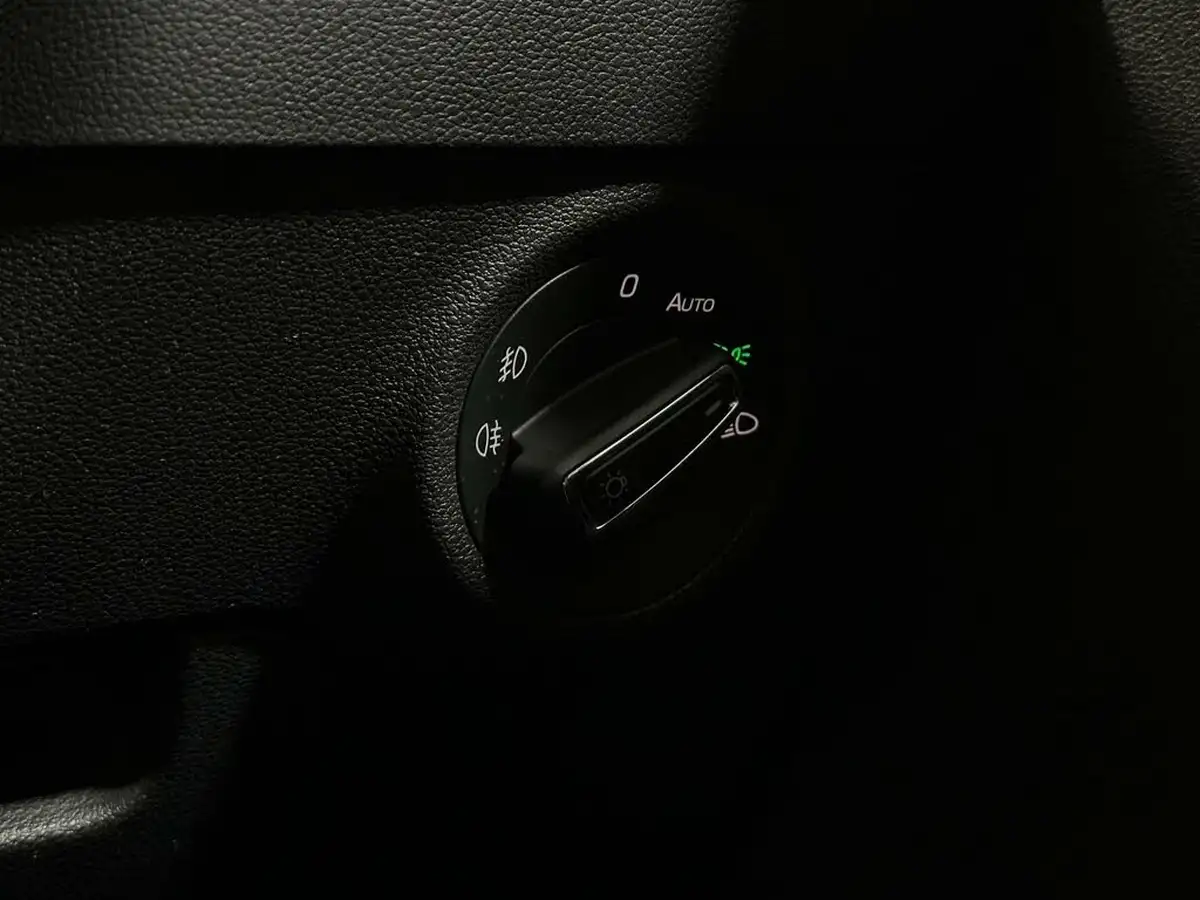 2021-skoda-karoq-15-tsi-edition-dsg-big-14