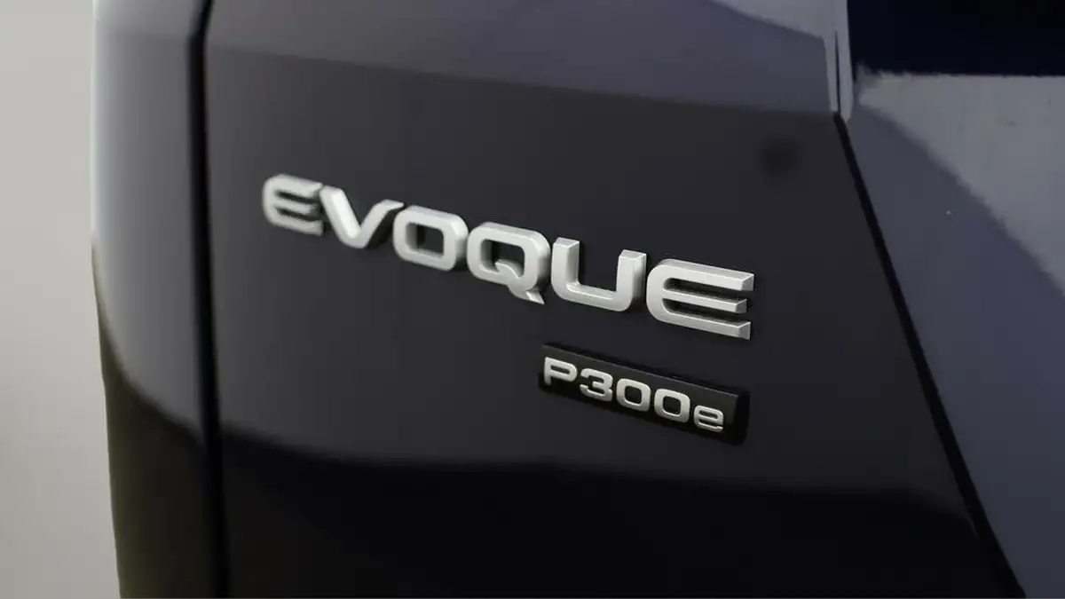 2021-land-rover-range-rover-evoque-15-p300e-s-big-20