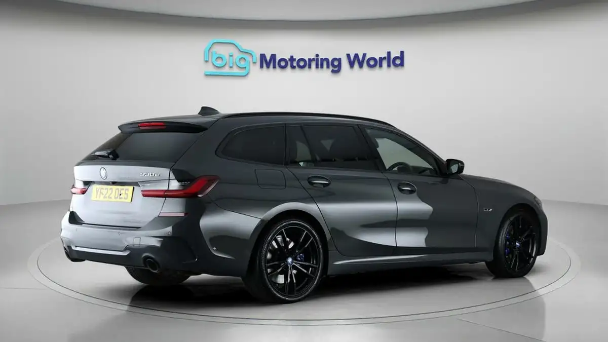 2022-bmw-3-series-20-330e-m-sport-pro-edition-touring-5d-big-7