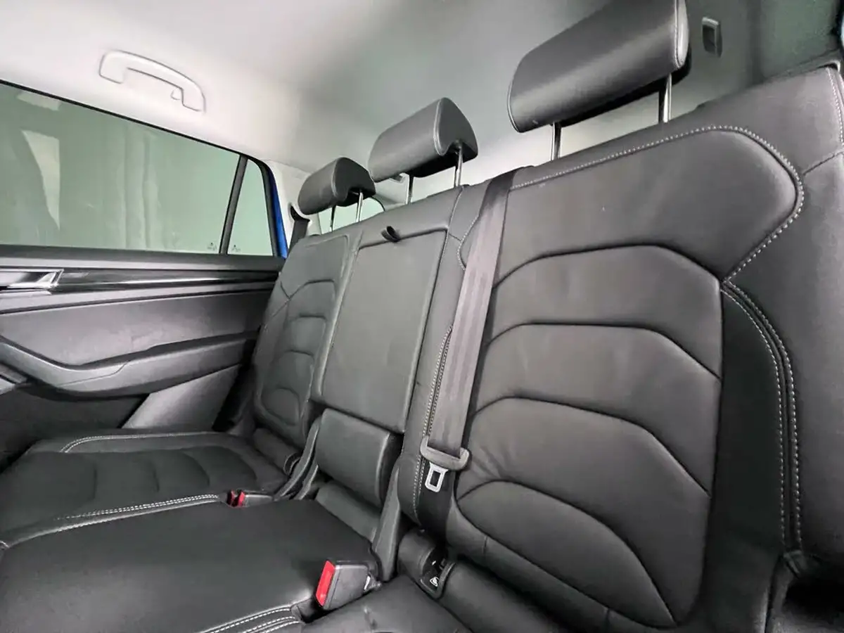 2021-skoda-kodiaq-15-tsi-se-l-dsg-big-13