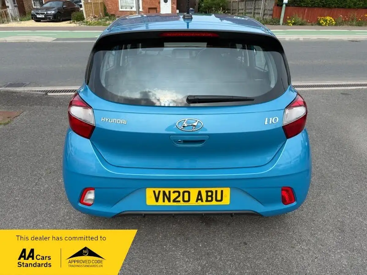 2020-hyundai-i10-10-se-connect-auto-big-2