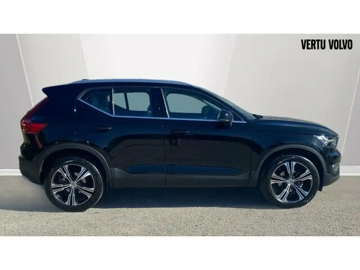 2021-volvo-xc40-15-t3-inscription-pro-161bhp-auto-big-2