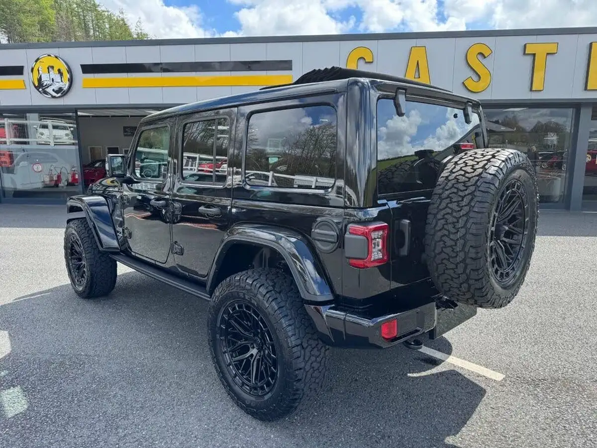 2025-jeep-wrangler-big-4