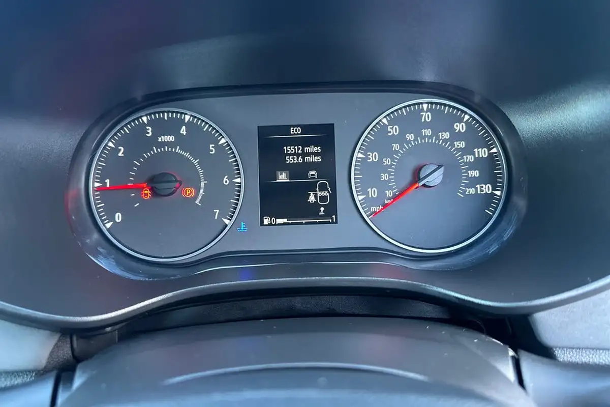 2024-dacia-sandero-stepway-10-tce-extreme-100bhp-bi-fuel-big-34