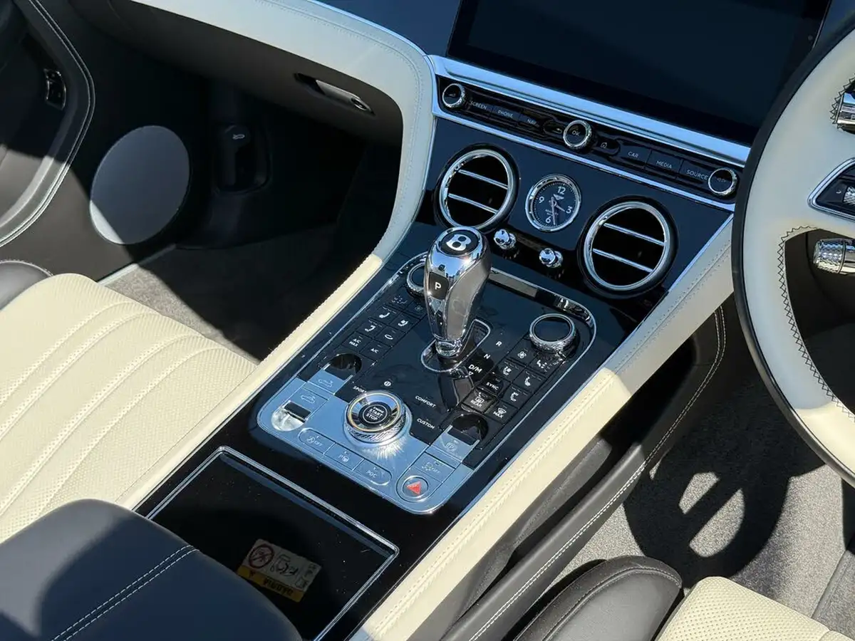 2021-bentley-continental-40-gt-v8-convertible-big-18