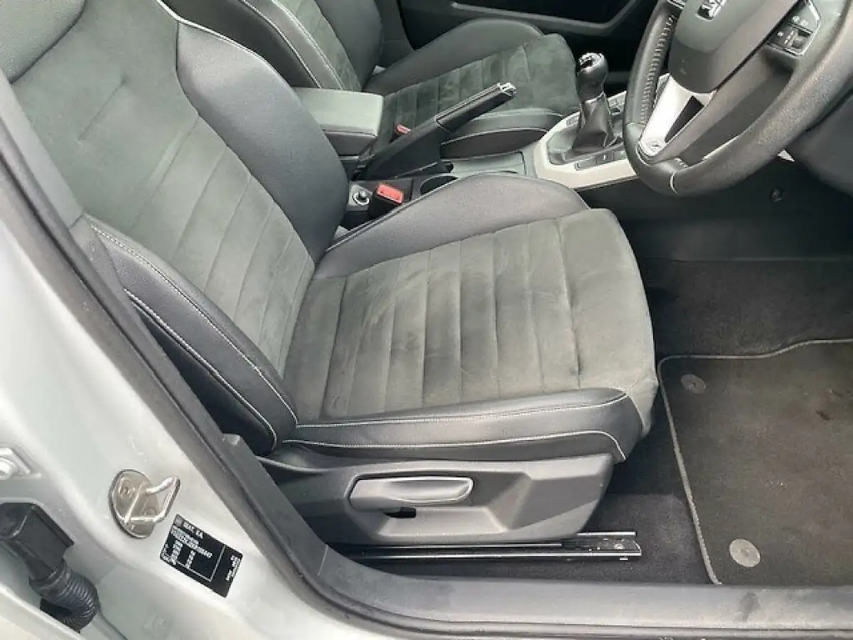 2019-seat-arona-10-tsi-xcellence-lux-ss-big-19