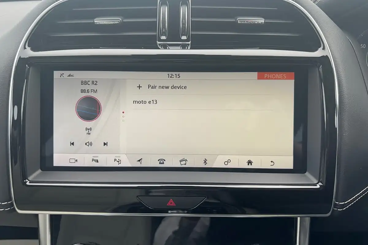 2019-jaguar-xe-20d-r-dynamic-se-big-43