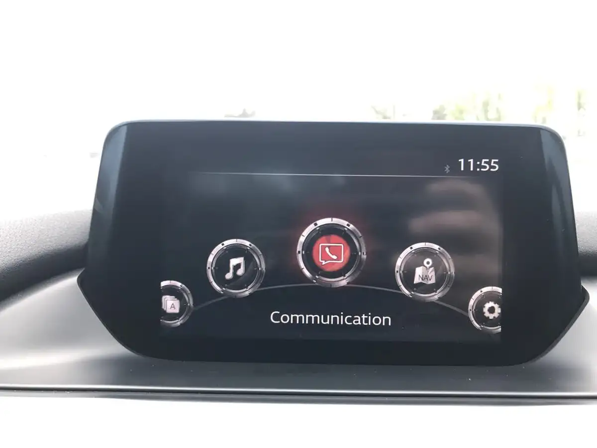 2017-mazda-mazda6-20-se-l-nav-saloon-4d-big-15