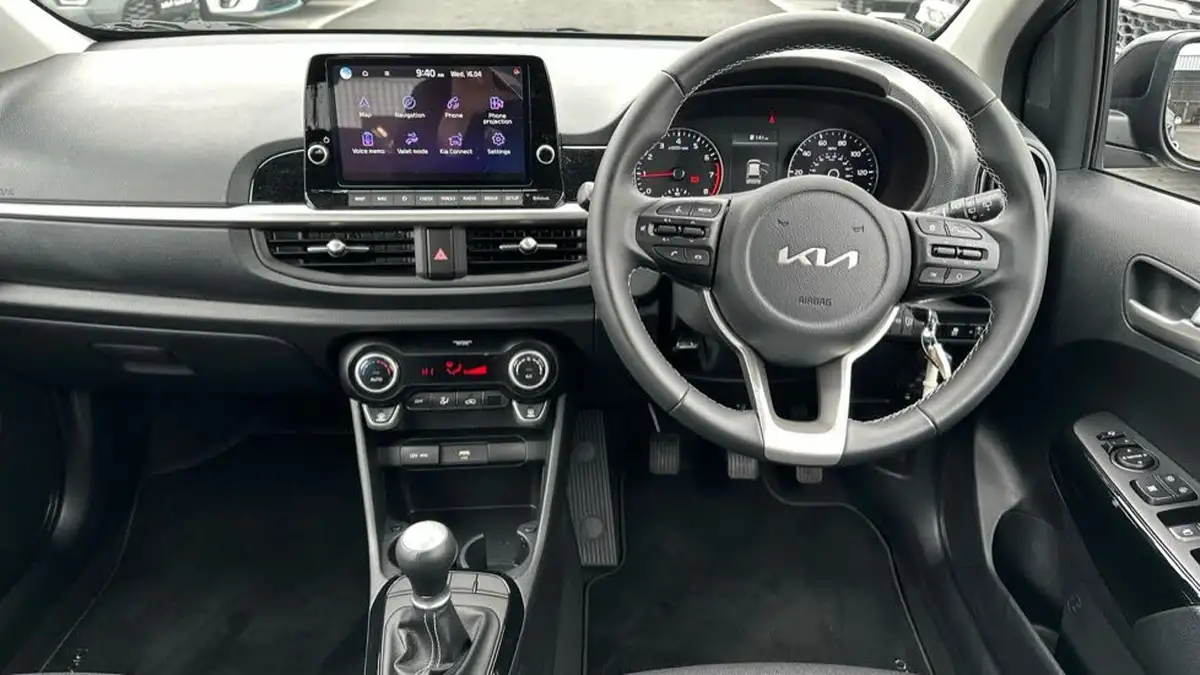2023-kia-picanto-10-3-big-5
