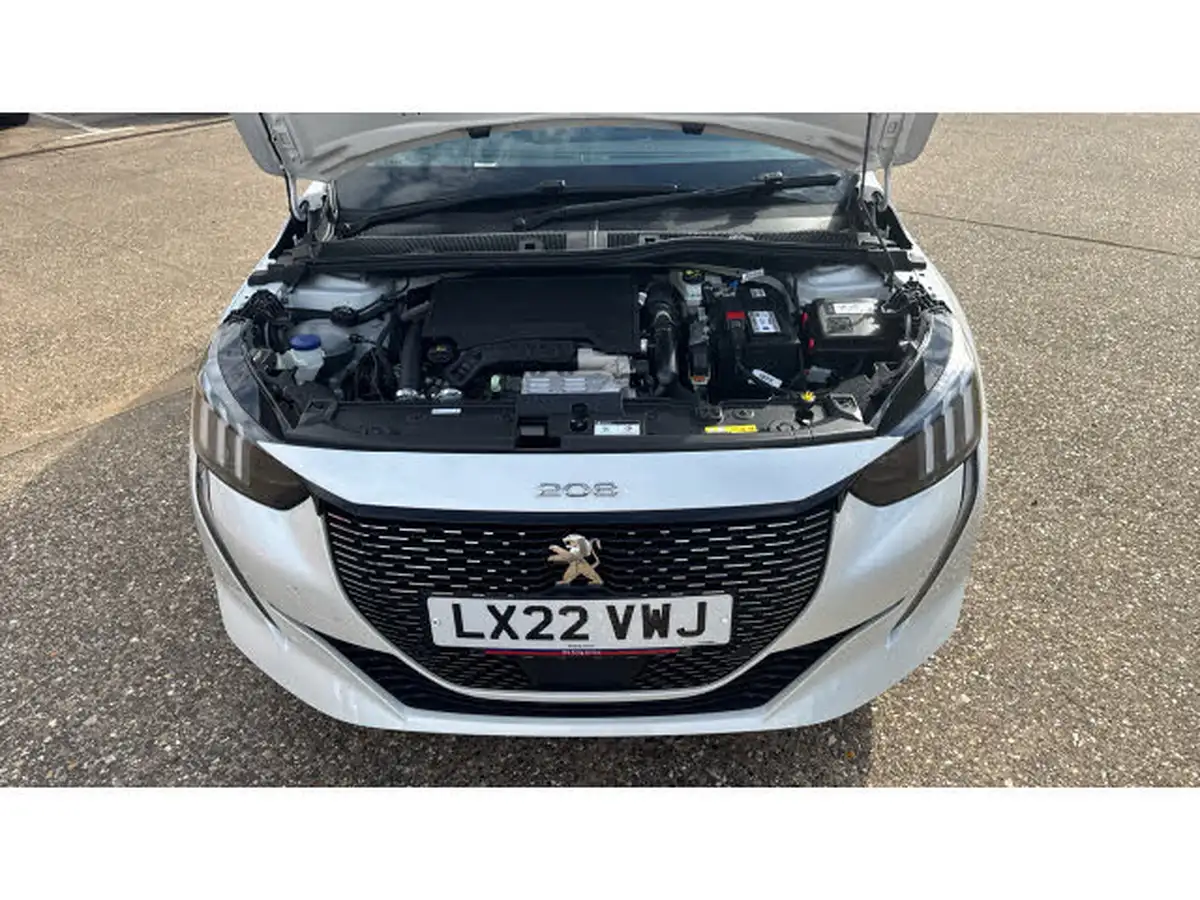 2022-peugeot-208-12-puretech-gt-130bhp-eat8-big-7