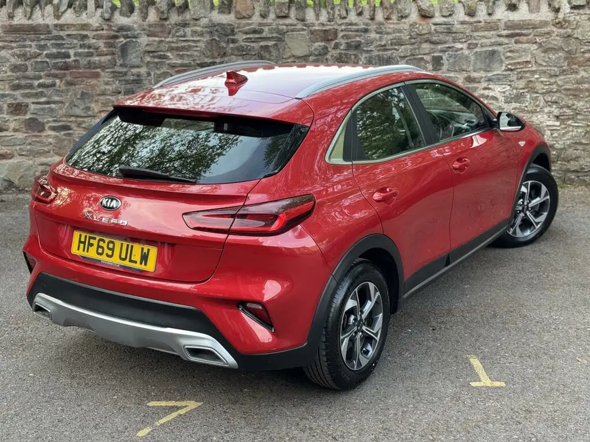 2020-kia-xceed-10-t-gdi-2-big-9
