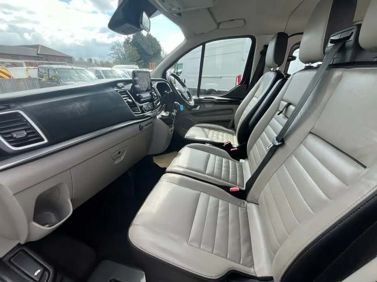 2021-ford-tourneo-custom-20tdci-320-l2-titanium-x-mhev-185pseu6dt-big-14