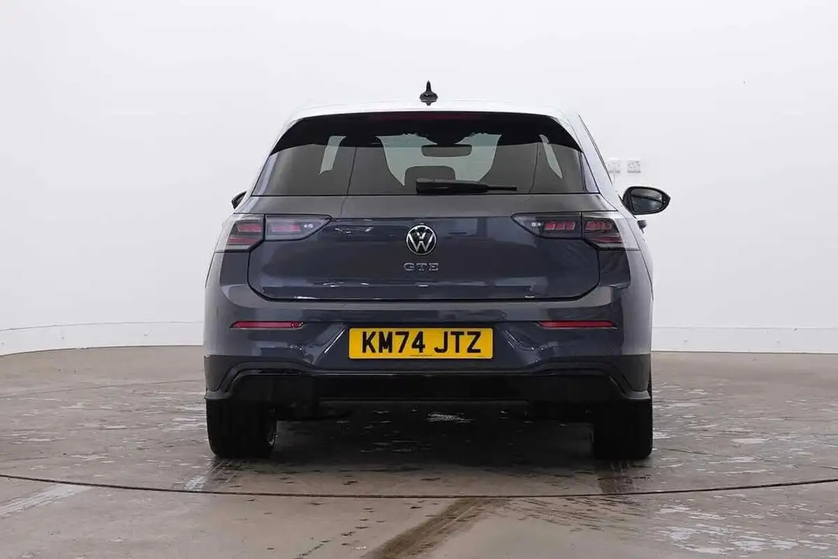 2024-volkswagen-golf-15-tsi-gte-big-8
