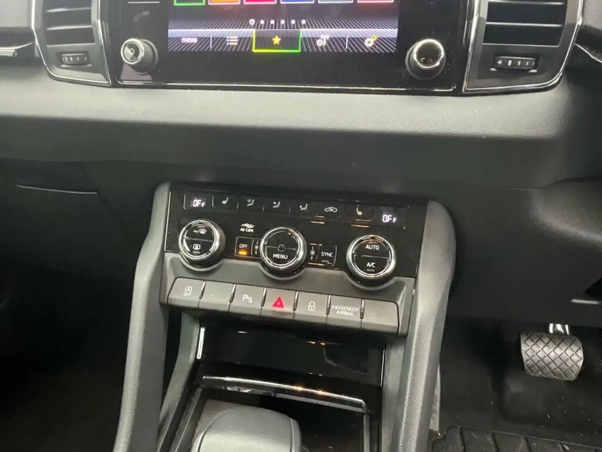 2023-skoda-karoq-15-tsi-se-l-dsg-big-13