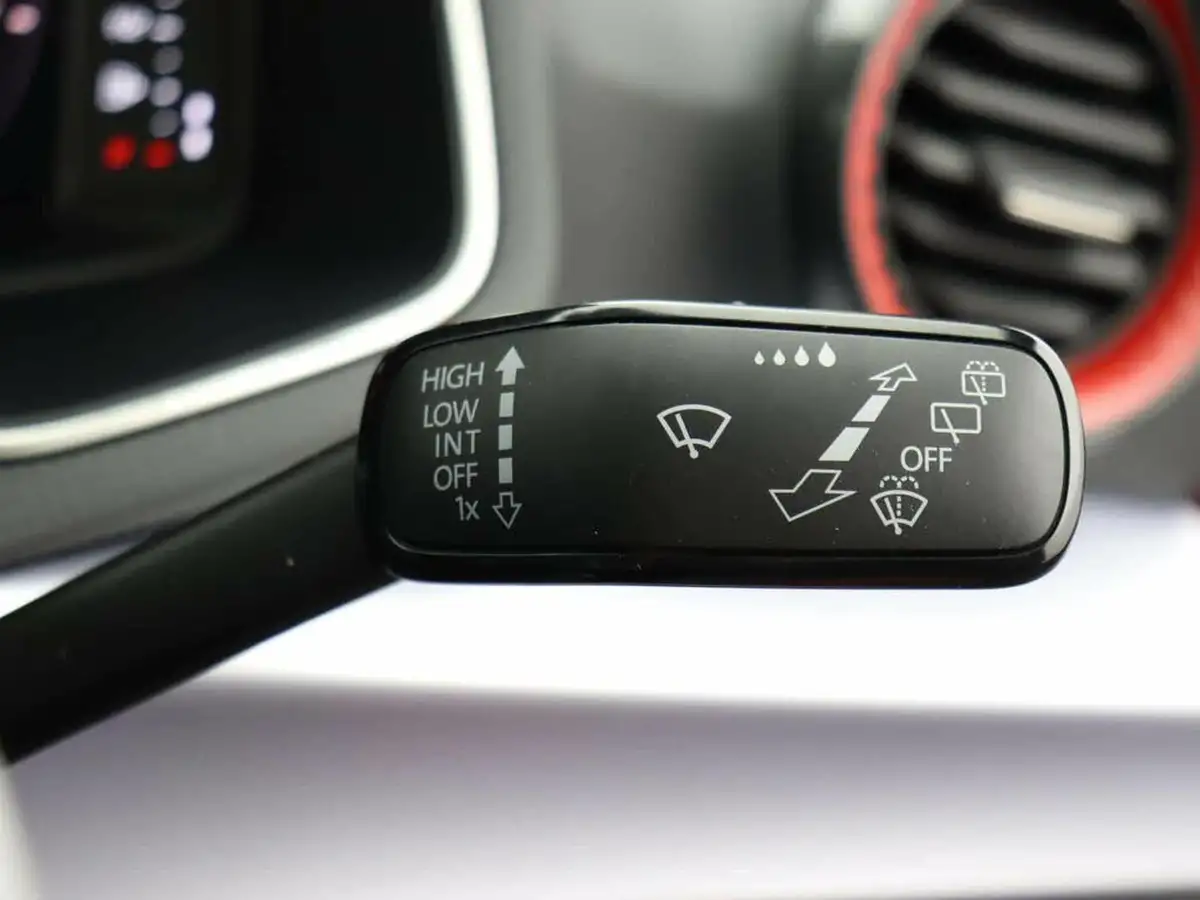 2023-seat-ibiza-10-tsi-fr-sport-110ps-dsg-big-32