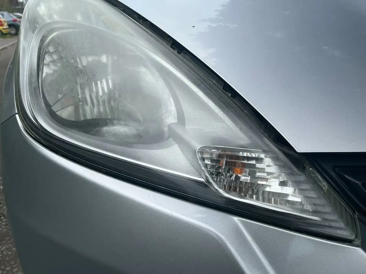 2012-honda-jazz-14-es-big-39
