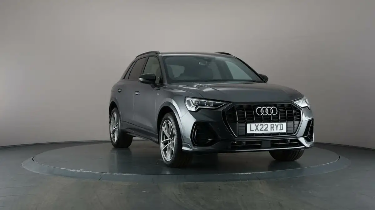 2022-audi-q3-15-35-tfsi-black-edition-codcomfort-sound-pack-station-wagon-big-47