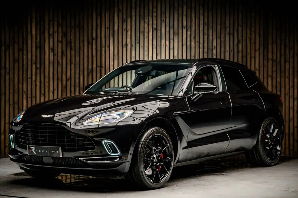 2021-aston-martin-dbx-40-v8-big-7