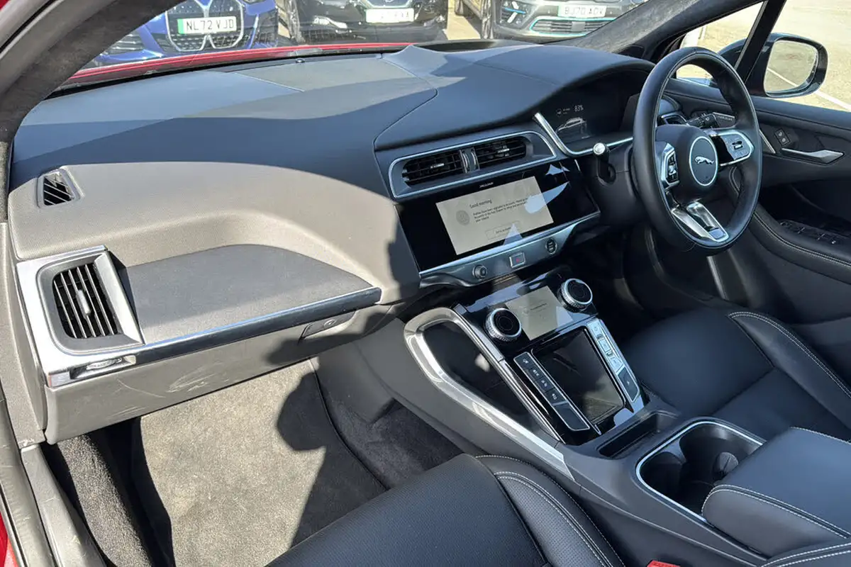 2024-jaguar-i-pace-ev400-r-dynamic-hse-black-big-9