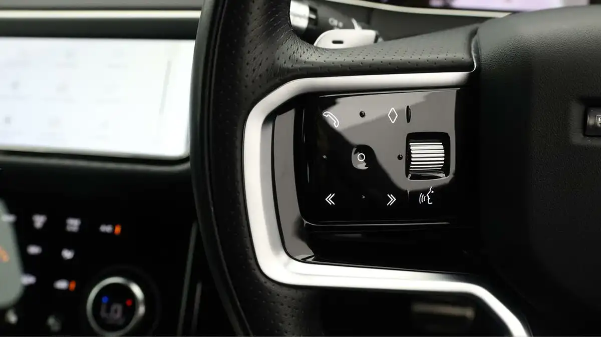 2021-land-rover-range-rover-evoque-20-d200-r-dynamic-s-big-34