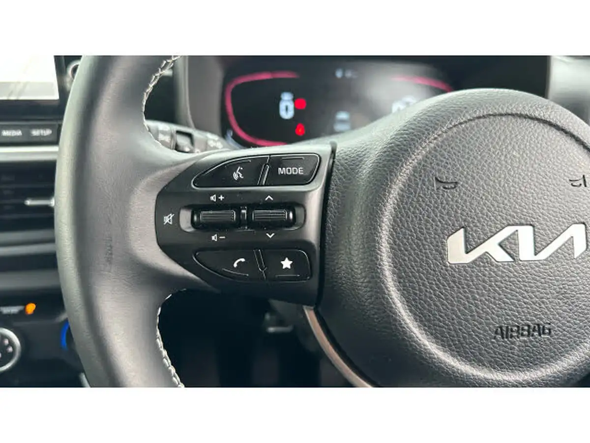 2024-kia-picanto-10-2-big-24