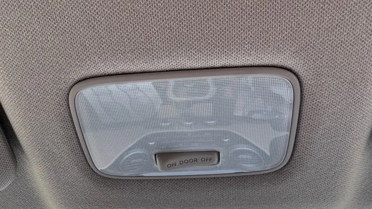 2016-hyundai-i10-10-s-air-big-31