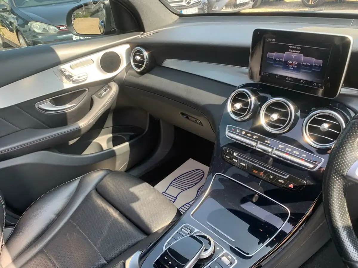 2017-mercedes-benz-glc-class-21d-glc250d-amg-line-premiumss-coupe-4d-big-20