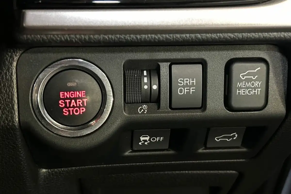 2018-subaru-forester-20-xe-premium-4x4-lineartronic-big-22