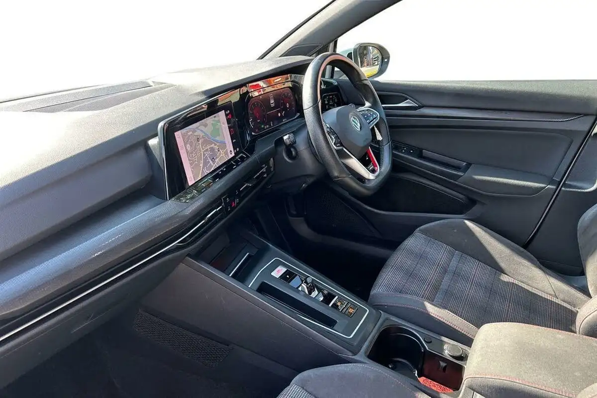 2021-volkswagen-golf-20-tsi-gti-dsg-big-31