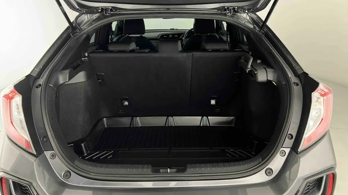 2020-honda-civic-15-vtec-turbo-sport-ss-big-11
