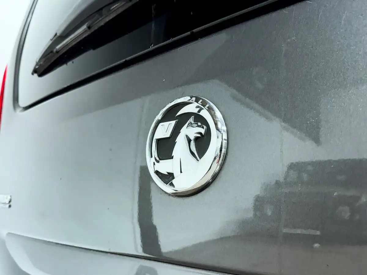 2020-vauxhall-combo-life-12i-elite-big-9