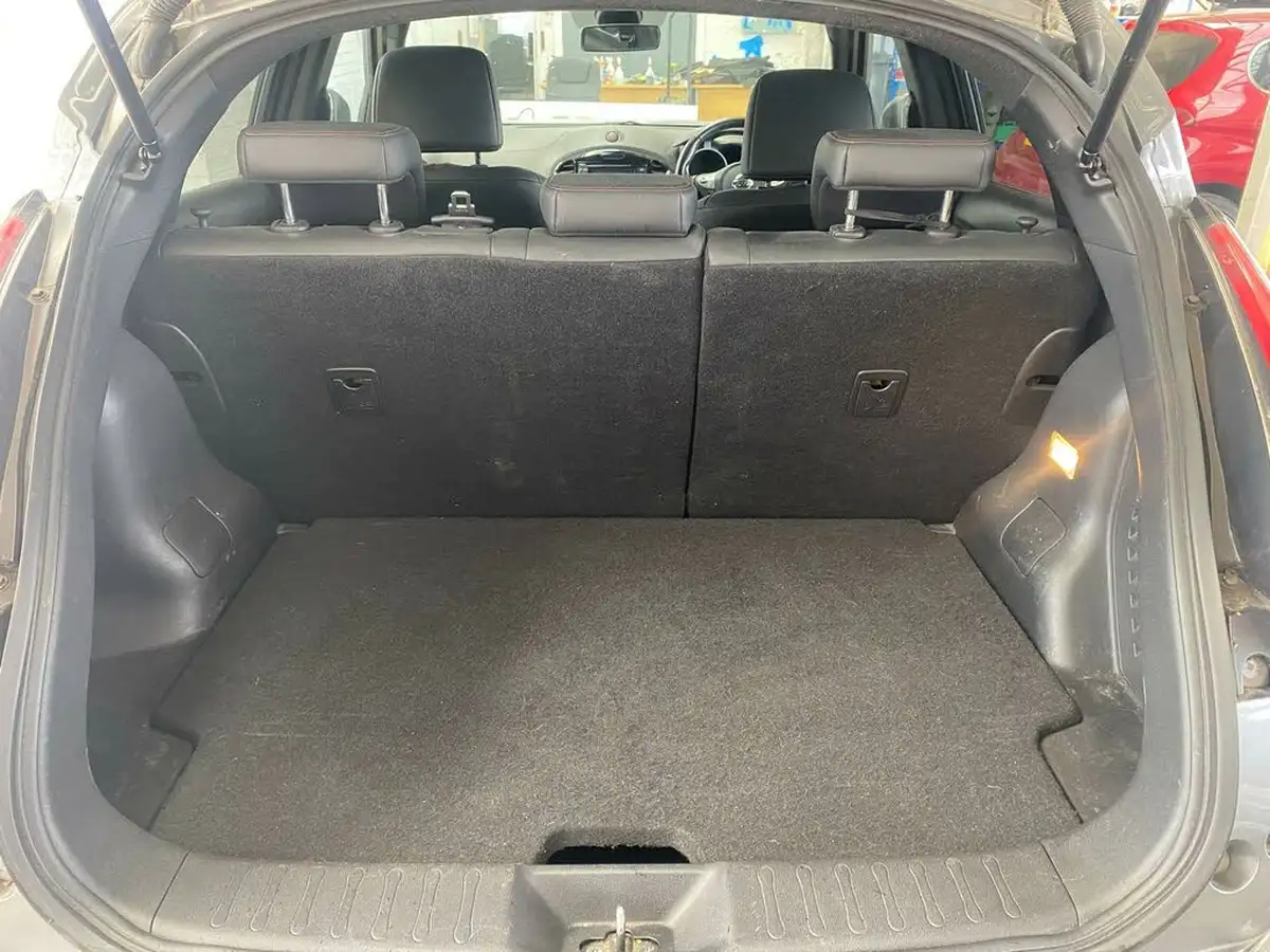 2015-nissan-juke-16-tekna-117ps-1598cc-xtronic-cvt-big-12