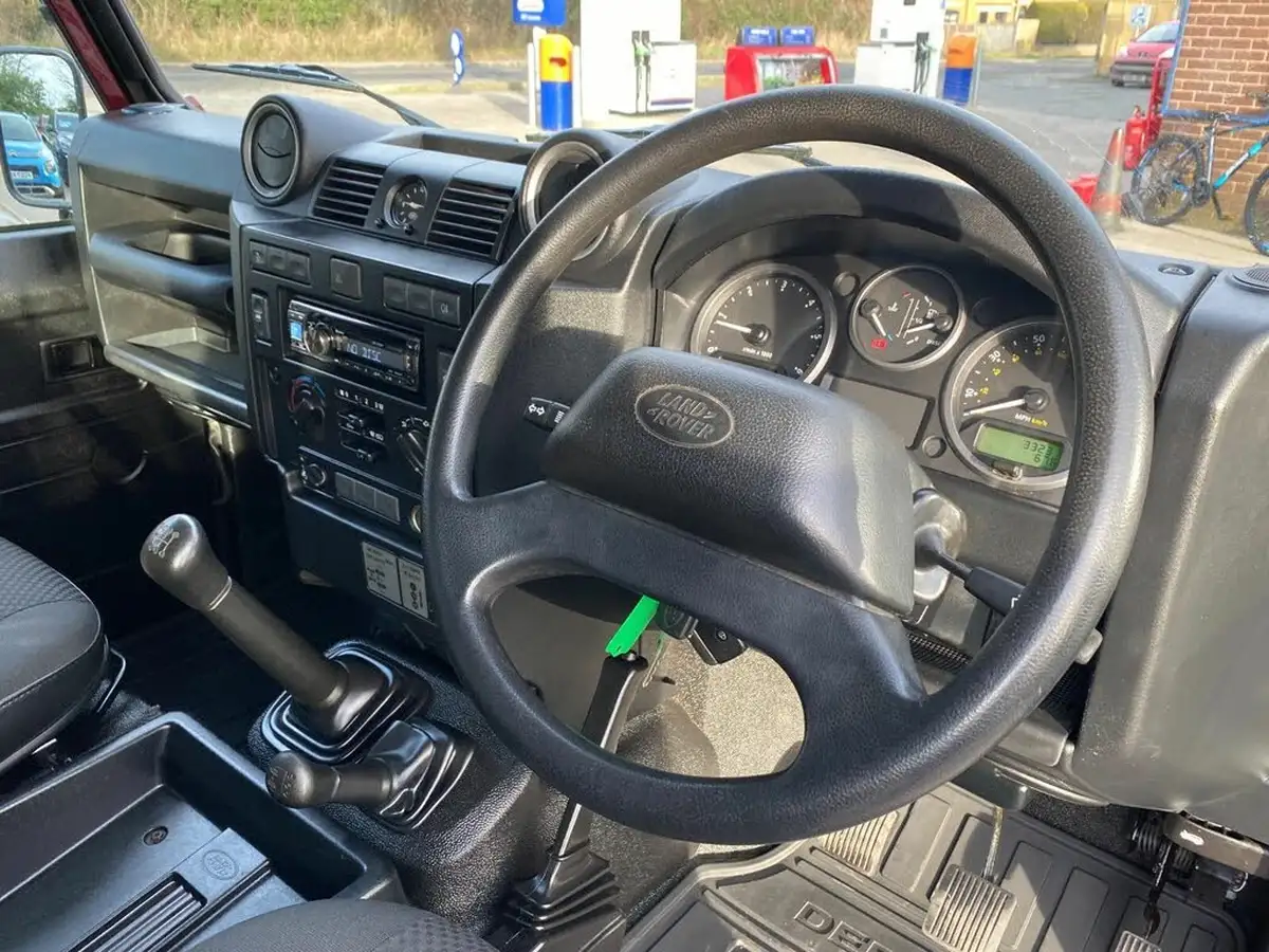 2016-land-rover-110-defender-22td-county-22i-crewcab-pickup-big-13