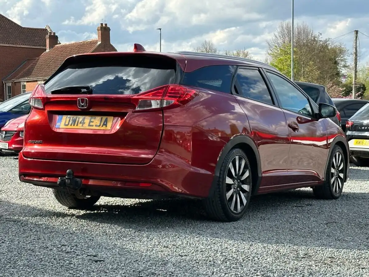 2014-honda-civic-18-sr-tourer-big-7