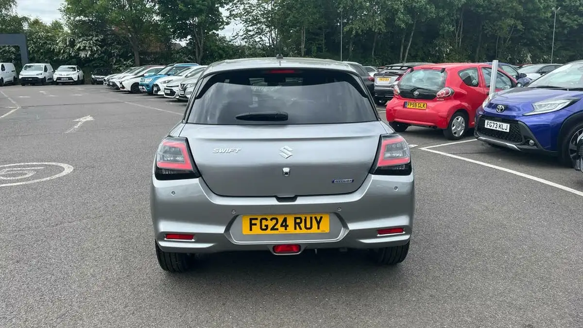 2024-suzuki-swift-12-motion-big-18