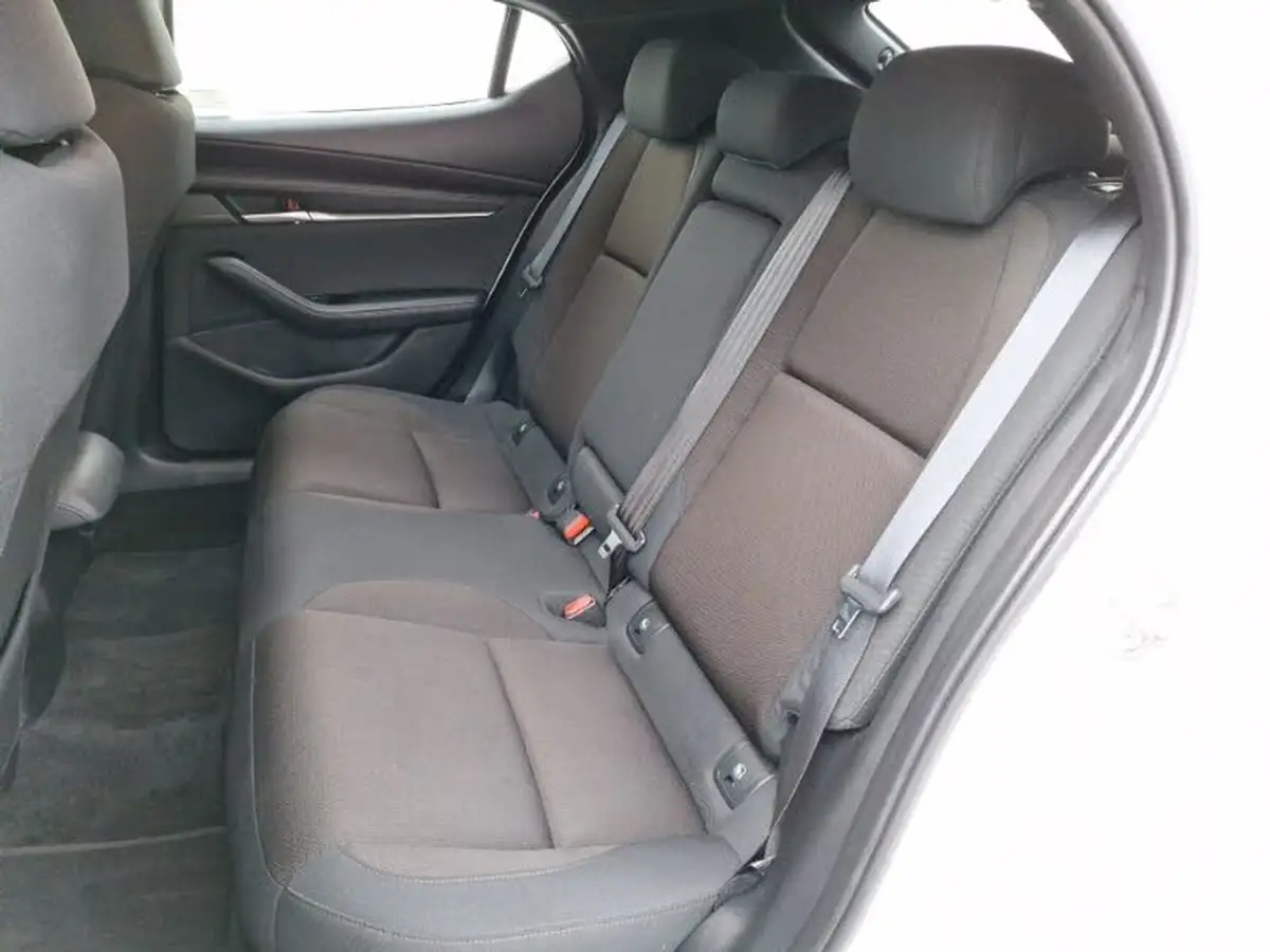 2023-mazda-mazda3-20-se-l-big-5