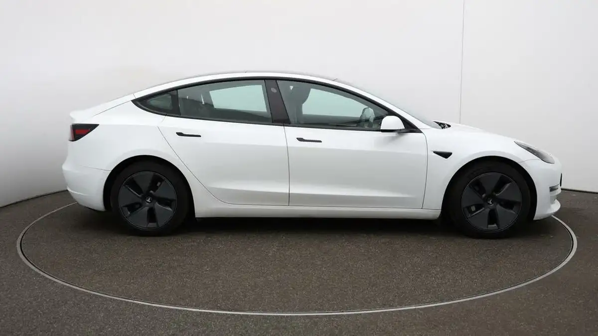 2021-tesla-model-3-e-long-range-4x4-big-41