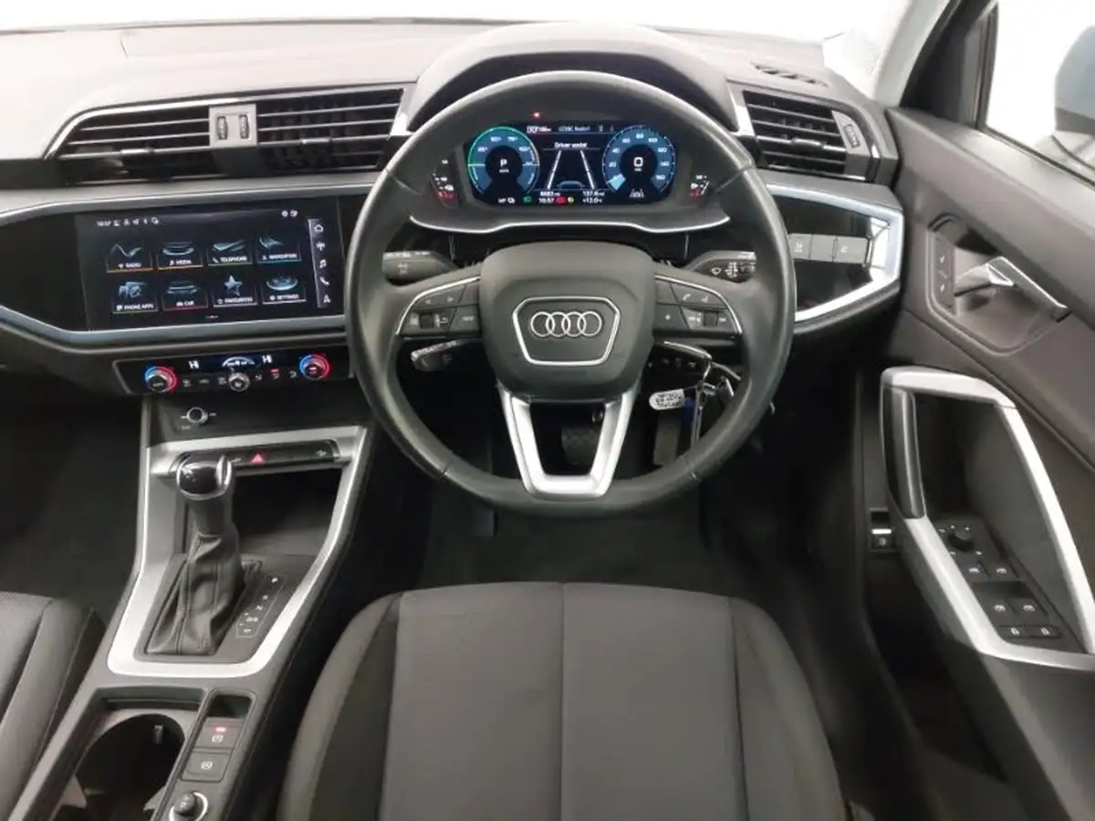2023-audi-q3-14-45-tfsi-e-technik-big-6