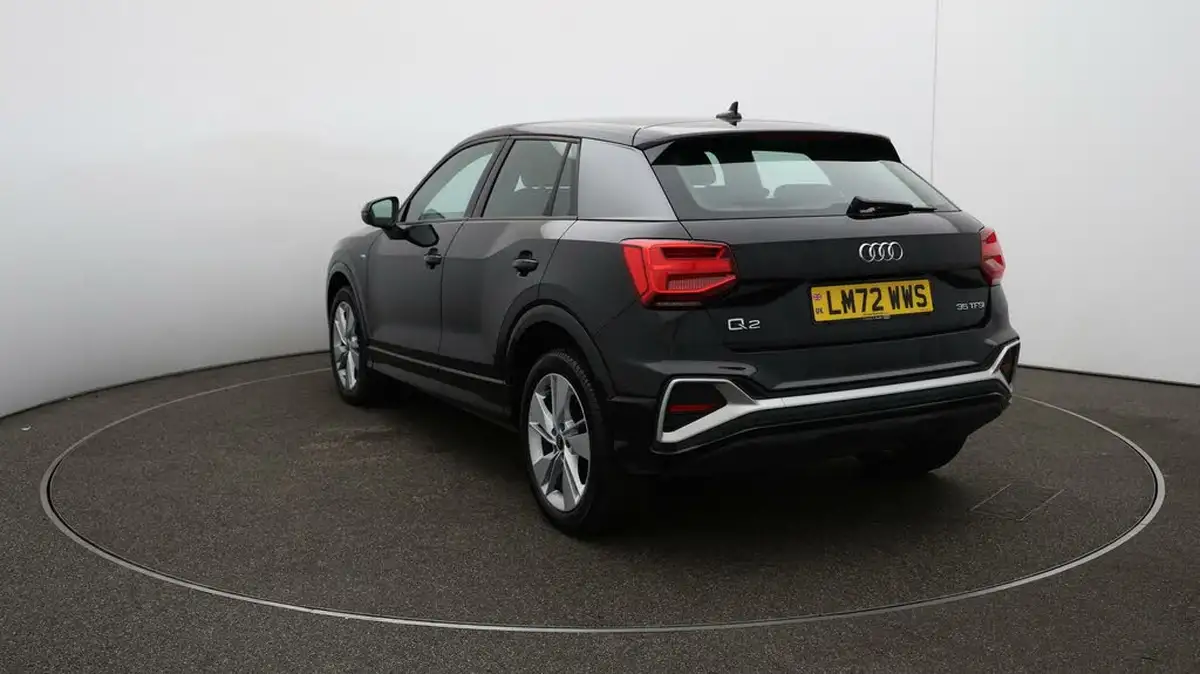 2022-audi-q2-15-35-tfsi-s-line-tronic-big-54