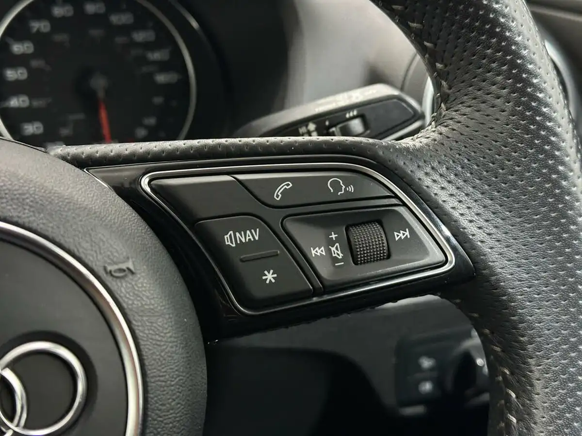 2017-audi-q2-16tdi-s-line-115ps-big-13
