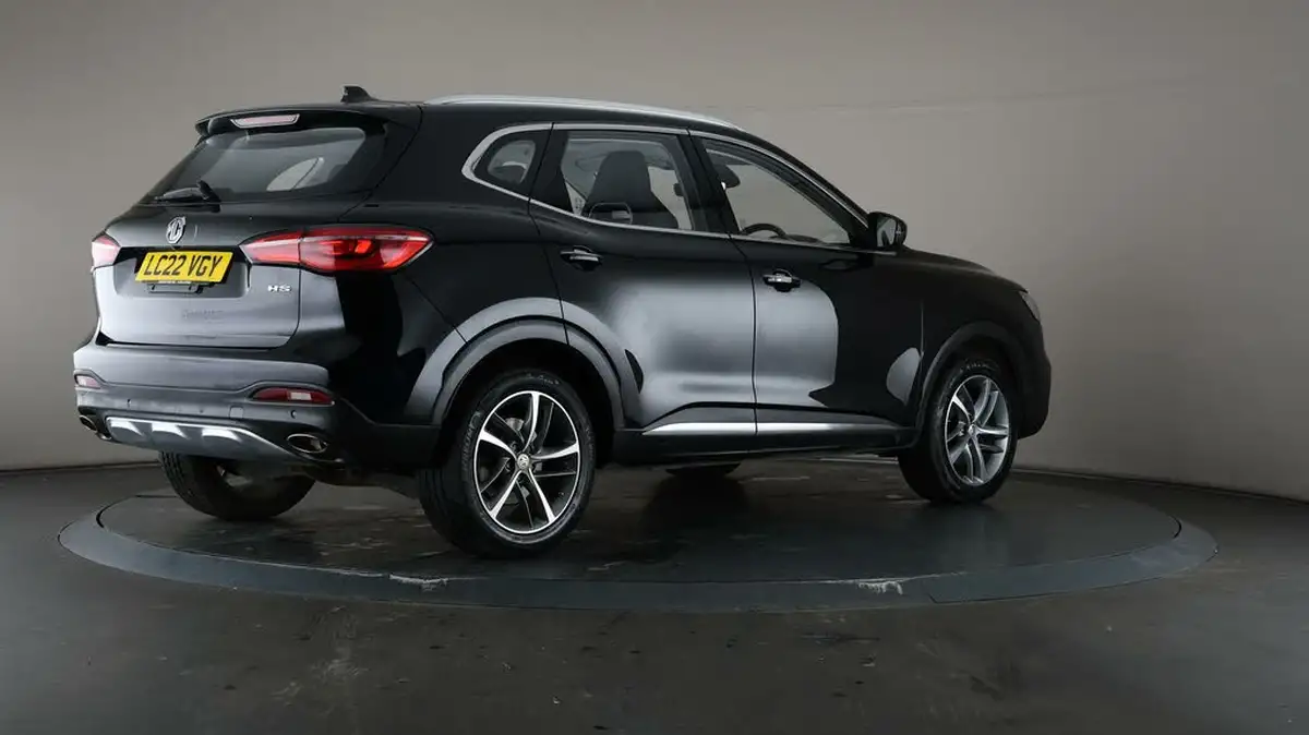 2022-mg-hs-15t-gdi-exclusive-162ps-big-57